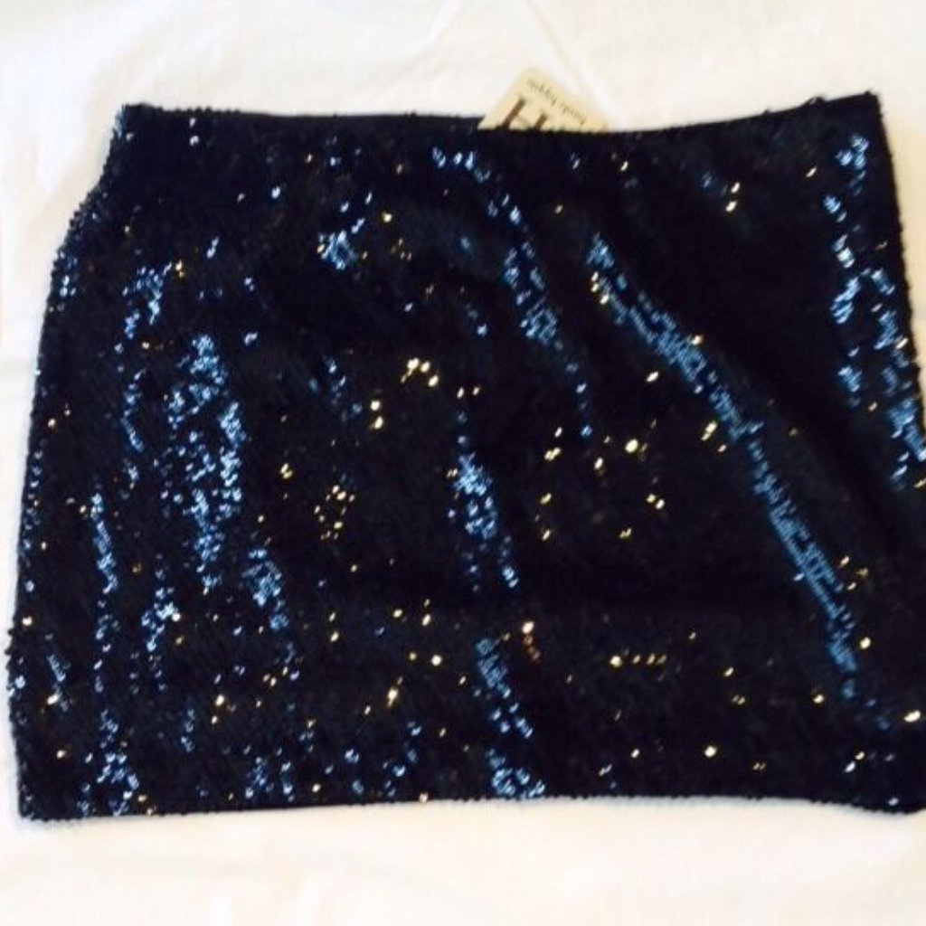 Haute Hippie*Black Sequined Skirt Sm. $295